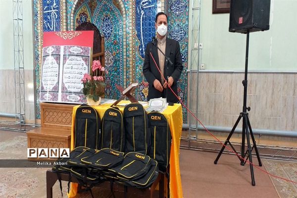 مراسم تقدیر از دانش آموزان قرآنی  ناحیه ۶ مشهد مقدس