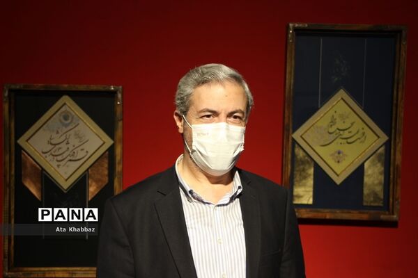 برگزاری نمایشگاه خطاطی تبریز در روز قلم