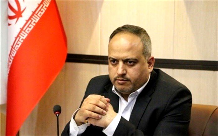 در آغاز سال تحصیلی نباید هیچ دانش‌آموزی بدون کتاب باشد