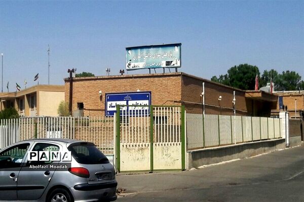 تعطیلی ادارات شهرستان کاشمر در روزهای پنجشنبه