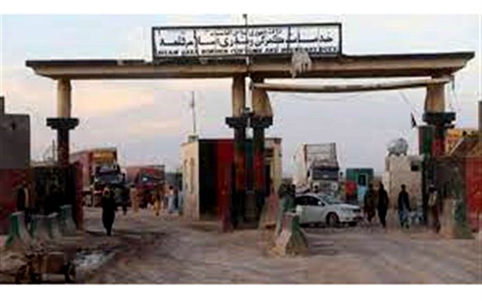 طالبان گمرک اسلام قلعه در مرز ایران را تصرف کرد