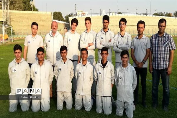 کسب مقام اول مانع 400متر و مقام سوم تیمی در مسابقات دوومیدانی نوجوانان کشورتوسط نوجوان ملاردی