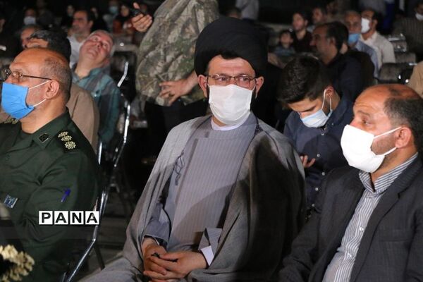 رونمایی از یادمان «شیار آب زیادی» در قم