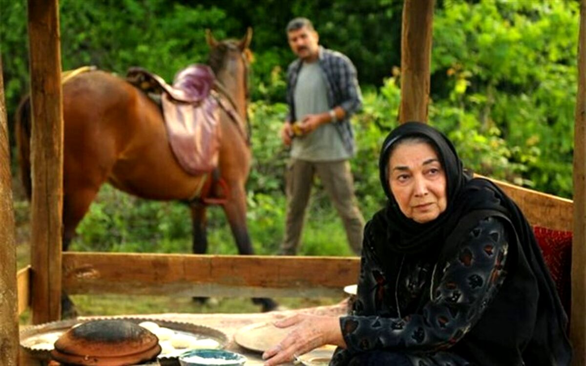 تصویربرداری «در کنار پروانه‌ها» با بازی پروانه معصومی به نیمه رسید
