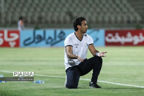 دیدار تیم های استقلال - سایپا