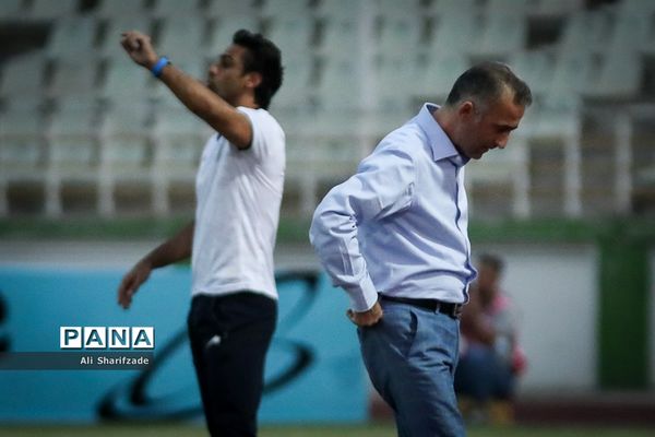 دیدار تیم های استقلال - سایپا