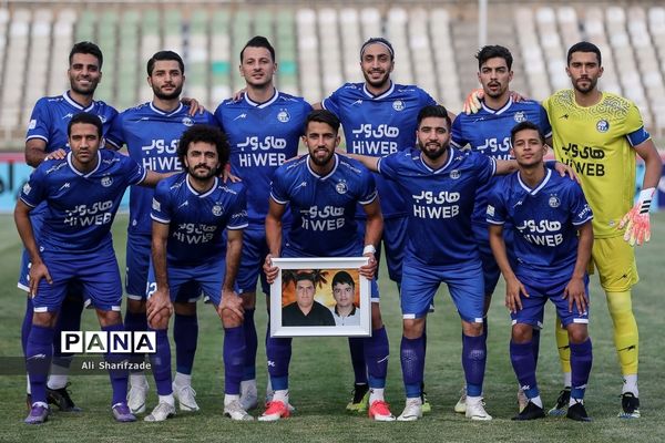 دیدار تیم های استقلال - سایپا