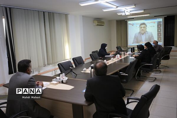 نشست کمیسیون های تخصصی مجلس دانش آموزی