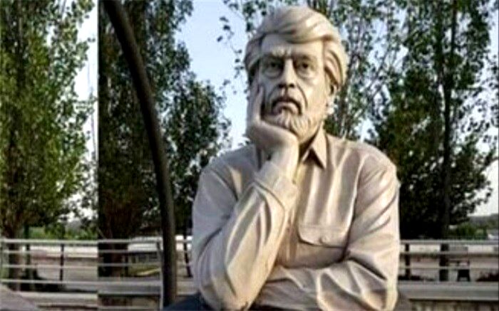 تندیس قیصر امین پور در چیتگر نصب شد