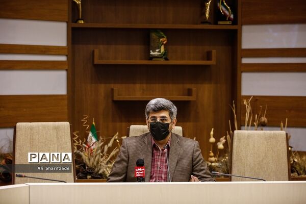 مراسم رونمایی از پوستر پنجمین جشنواره تلویزیونی مستند