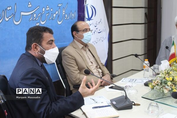 جلسه دبیرخانه کشوری جشنواره مفلحون در اداره‌کل آموزش و پرورش استان بوشهر