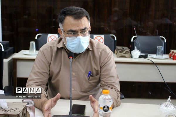 جلسه دبیرخانه کشوری جشنواره مفلحون در اداره‌کل آموزش و پرورش استان بوشهر