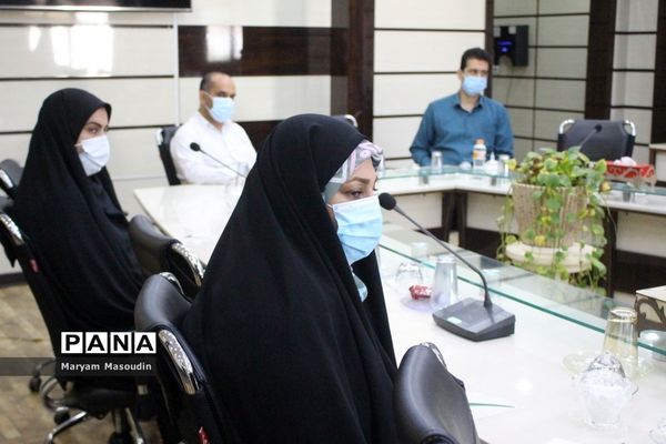 جلسه دبیرخانه کشوری جشنواره مفلحون در اداره‌کل آموزش و پرورش استان بوشهر