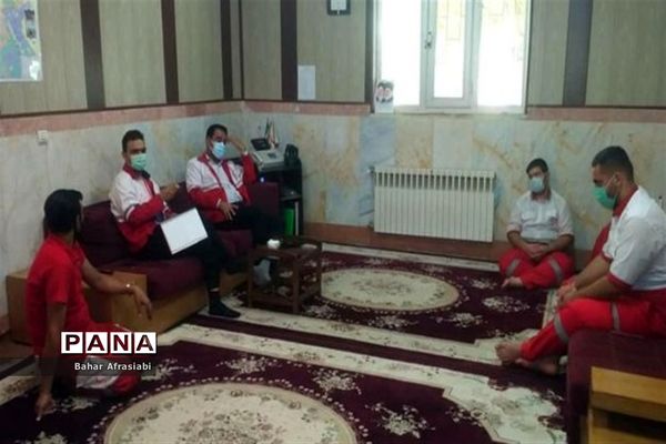 برگزاری ایستگاه سلامت و کنترل قند و فشار خون در شهرستان رباط کریم