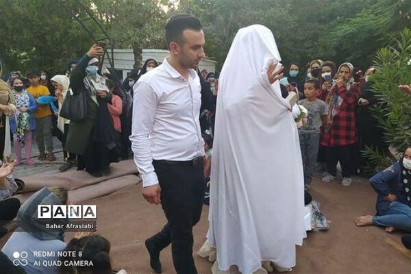 برگزاری ایستگاه سلامت و کنترل قند و فشار خون در شهرستان رباط کریم