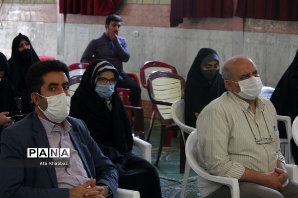 آئین تجلیل از برگزیدگان مسابقه اسطوره های مقاومت آموزش و پرورش در آذربایجان شرقی