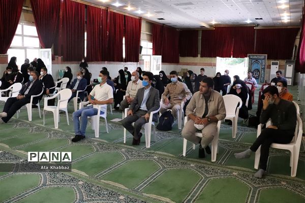 آئین تجلیل از برگزیدگان مسابقه اسطوره های مقاومت آموزش و پرورش در آذربایجان شرقی