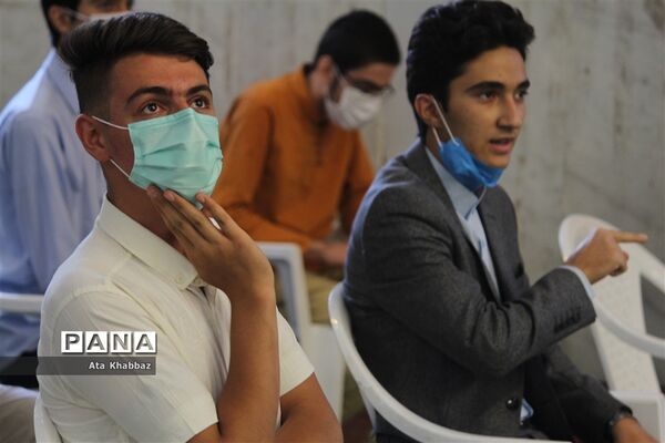 آئین تجلیل از برگزیدگان مسابقه اسطوره های مقاومت آموزش و پرورش در آذربایجان شرقی