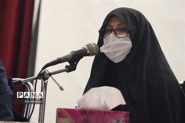 آئین تجلیل از برگزیدگان مسابقه اسطوره های مقاومت آموزش و پرورش در آذربایجان شرقی