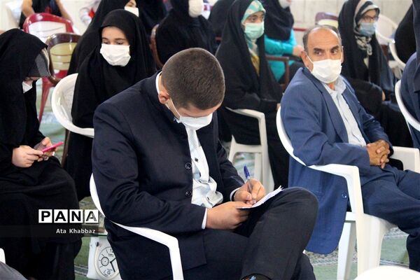آئین تجلیل از برگزیدگان مسابقه اسطوره های مقاومت آموزش و پرورش در آذربایجان شرقی