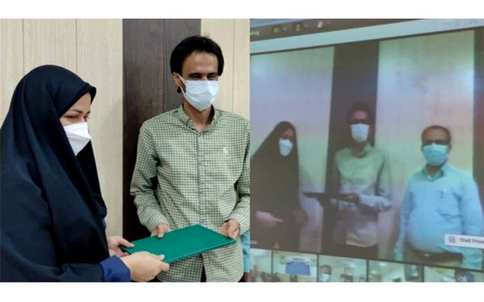 تجلیل از دانش آموز برتر مرحله استانی جشنواره نوجوان خوارزمی