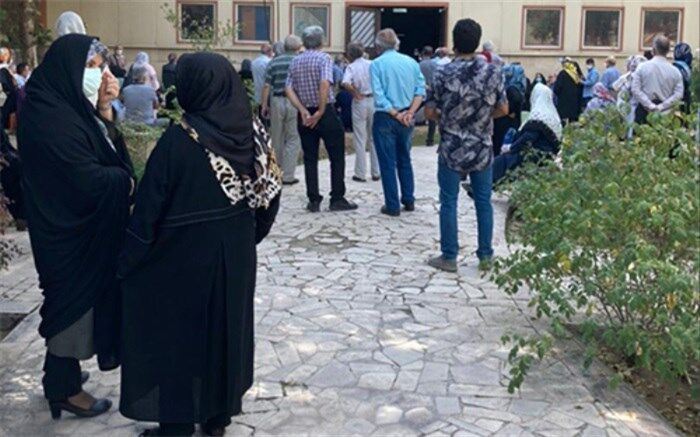 بی‌اعتنایی سالمندان به پیامک‌های وزارت بهداشت!