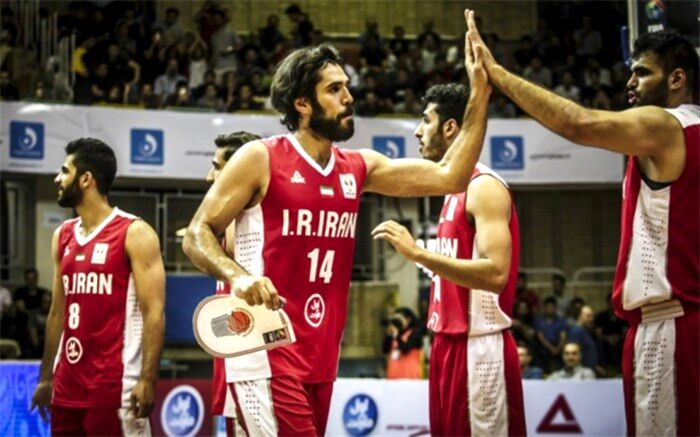 پرچمداری ایران در المپیک حس و حال بی‌نظیری دارد