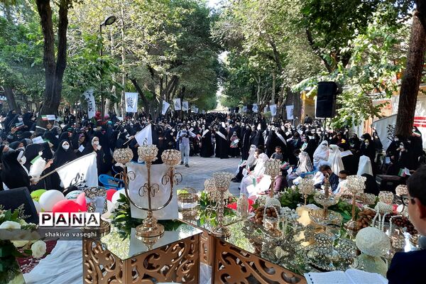 جشن بزرگ دختران انقلاب در اصفهان