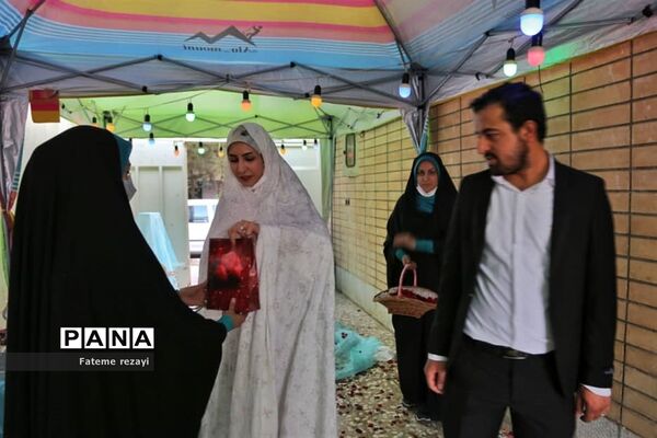 برگزاری جشن روز ازدواج در بسیج هنرمندان اصفهان