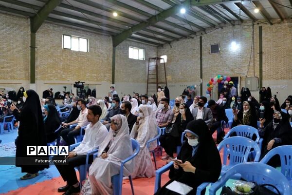 برگزاری جشن روز ازدواج در بسیج هنرمندان اصفهان