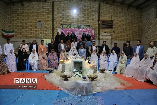 برگزاری جشن روز ازدواج در بسیج هنرمندان اصفهان