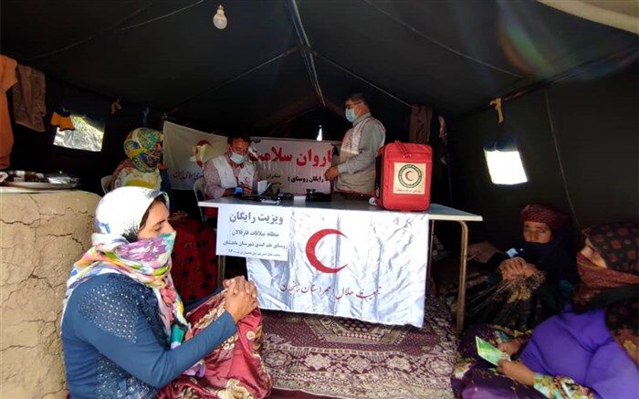 ویزیت رایگان کاروان سلامت هلال احمر ماهنشان در ییلاق قارقالان