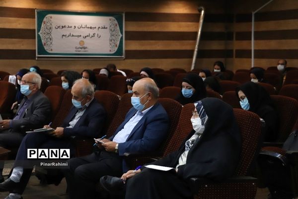 گفت و گوی مدیرکل بهزیستی  با نمایندگان رسانه های گروهی