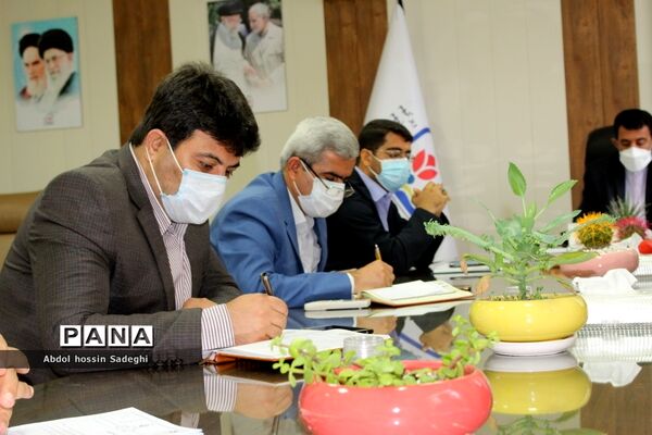 جلسه شورای اداری معاونت پرورشی و فرهنگی اداره‌کل آموزش و پرورش استان بوشهر