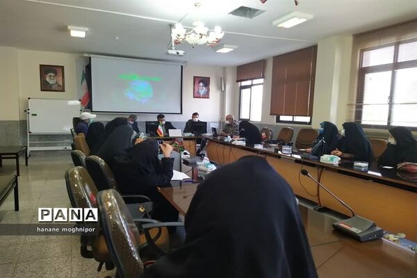 برگزاری جلسه شورای برنامه‌ریزی سازمان دانش‌آموزی در شهرستان نجف آباد