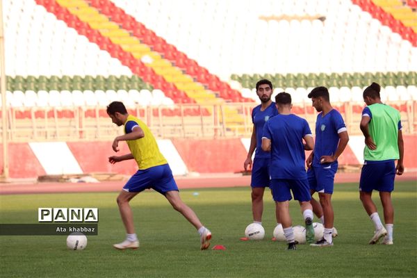 پیگیری تمرینات شاگردان اکبر پور در تبریز