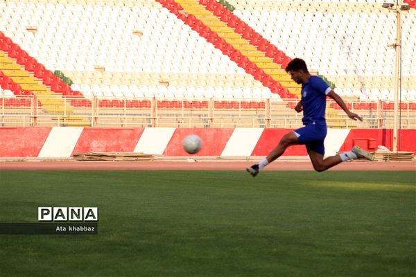 پیگیری تمرینات شاگردان اکبر پور در تبریز