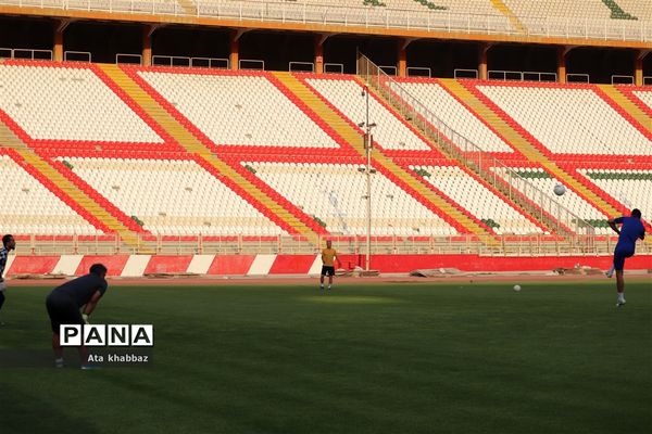 پیگیری تمرینات شاگردان اکبر پور در تبریز