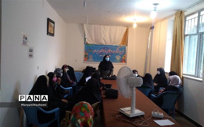 برگزاری دوره‌های روانشناسی برای نوجوانان