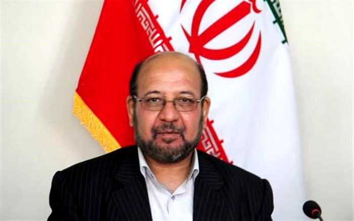 اصلی‌ترین جایگاهی که در تربیت نقش دارد قرآن است