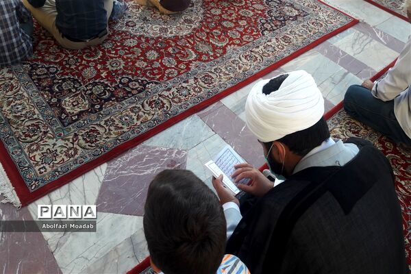 برگزاری قرائت دعای پرفیض عرفه در کاشمر