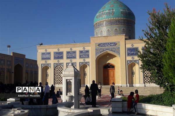 برگزاری قرائت دعای پرفیض عرفه در کاشمر