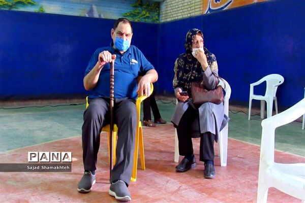 واکسیناسیون افرادبالای ۵۰ سال در اهواز