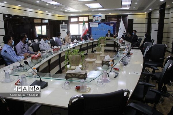 جلسه هم اندیشی نیروهای قرآنی آموزش و پرورش استان بوشهر