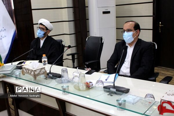 جلسه هم اندیشی نیروهای قرآنی آموزش و پرورش استان بوشهر