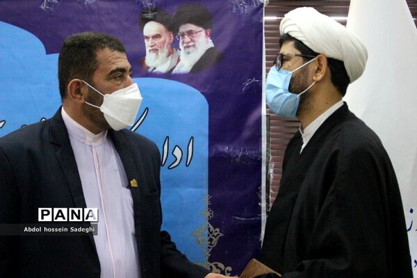 جلسه هم اندیشی نیروهای قرآنی آموزش و پرورش استان بوشهر