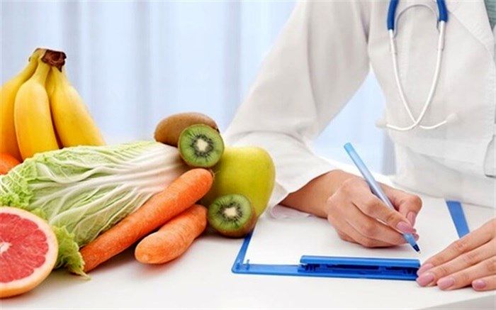 کدام مواد غذایی را قبل و بعد از تزریق واکسن کرونا بخوریم؟