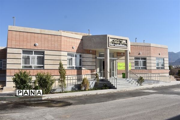 سفر یک روزه استاندار به شهرستان بهاباد و افتتاح پروژه ها