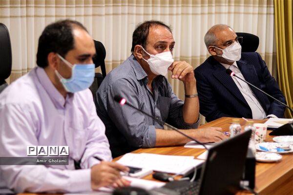 بازدید وزیر آموزش و پرورش از روند اجرای جشنواره فرهنگی هنری فردا