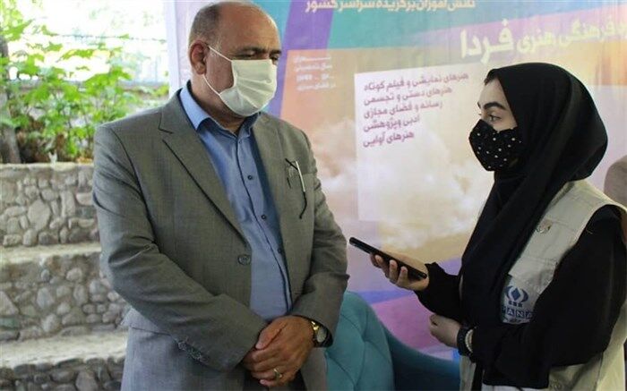 هدف  از برگزاری جشنواره  فرهنگی، هنری فردا مهارت‌آموزی دانش‌آموزان است